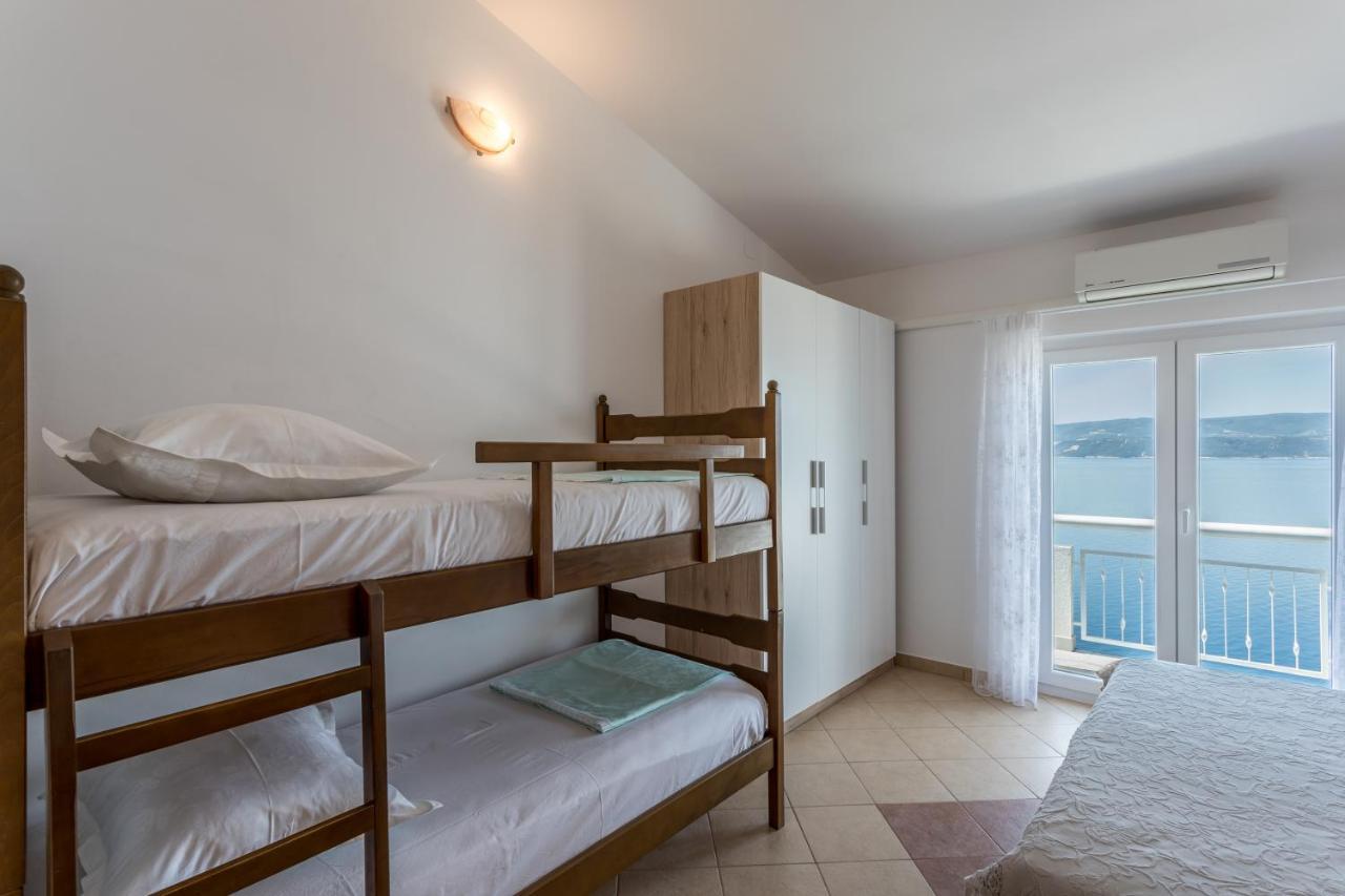 Apartments Drago Kovacic Omis Ngoại thất bức ảnh