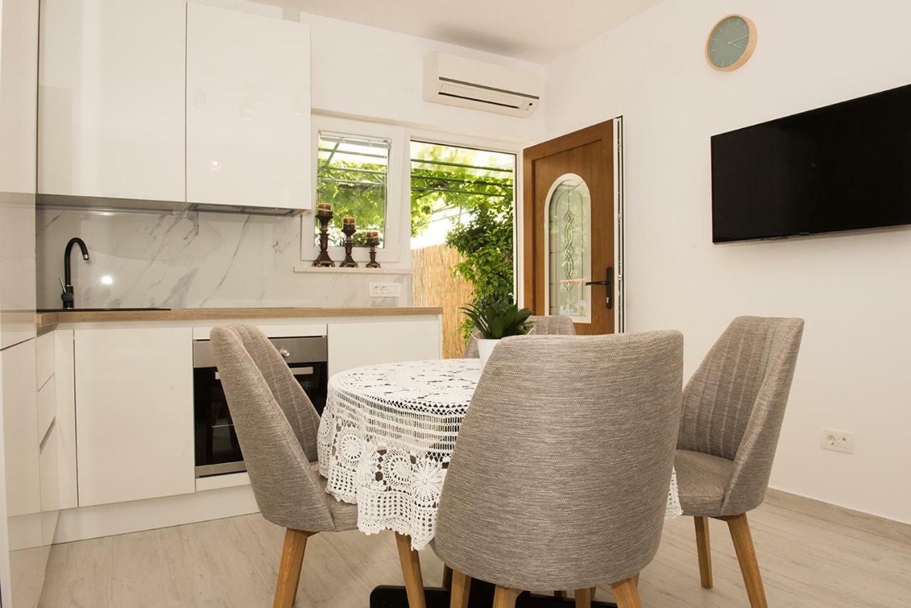 Apartments Drago Kovacic Omis Ngoại thất bức ảnh